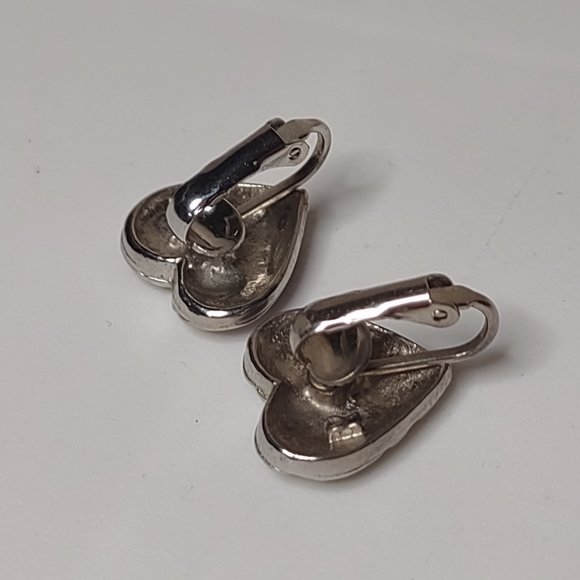 Purple And Silver Tone Vintage Heart Clip On Earrings - Picture 7 of 14